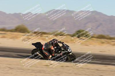 media/Nov-02-2025-CVMA (Sun) [[337aff29ab]]/Race 18-Supersport Middleweight/